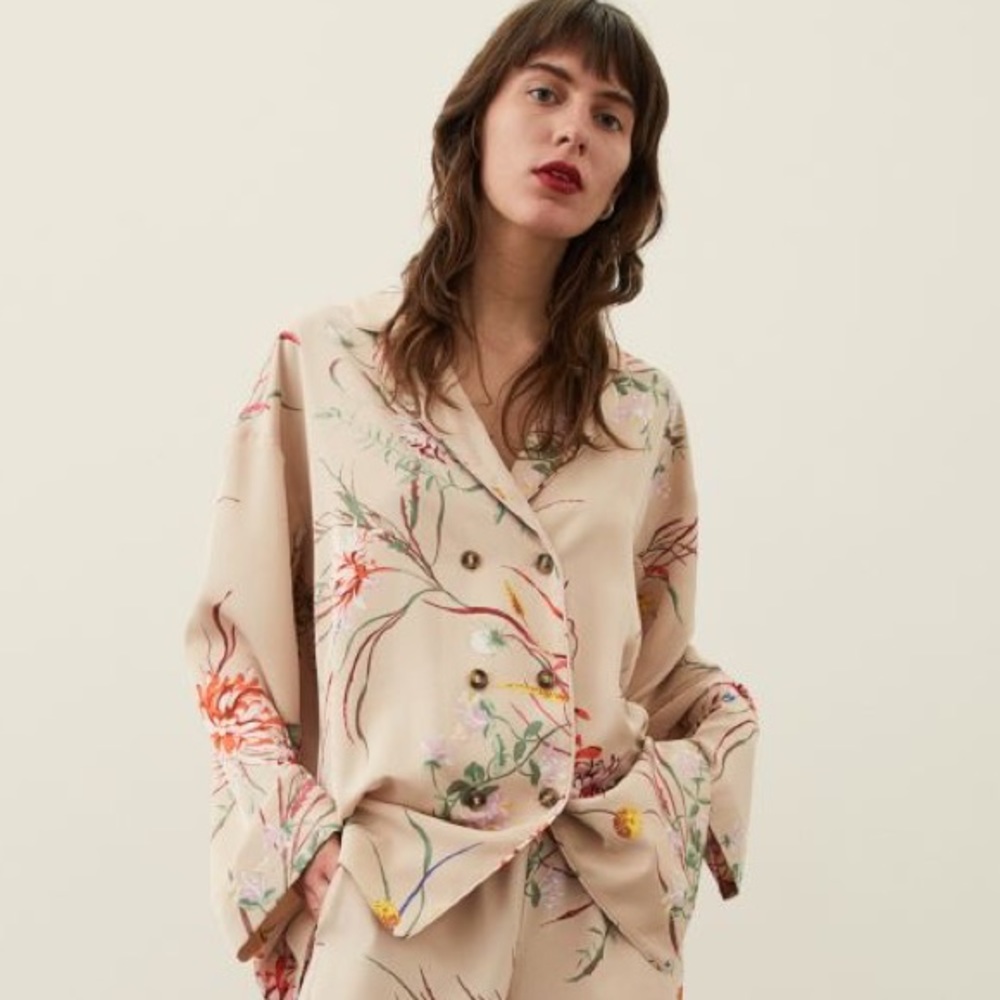 h&m floral blouse